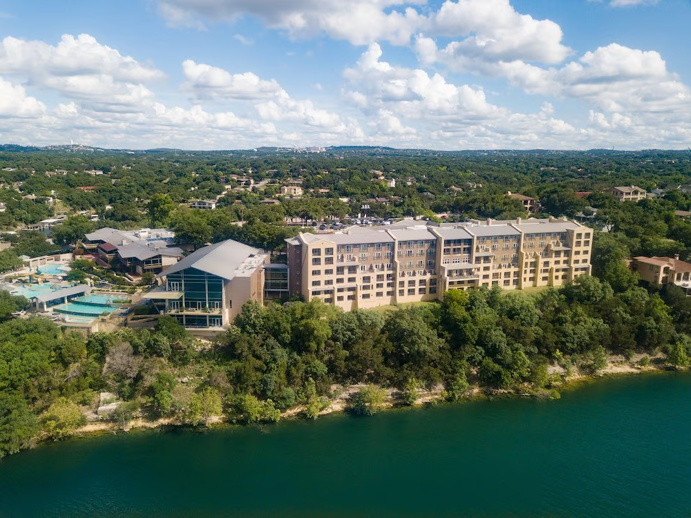 Luxury Texas resort enhances guest comfort with Wireless HVAC Retrofit.