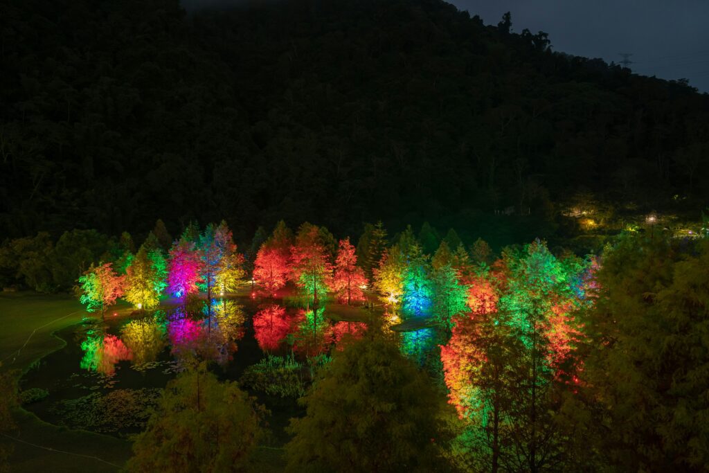 Galileo: Wireless DMX for Dynamic Outdoor Lighting