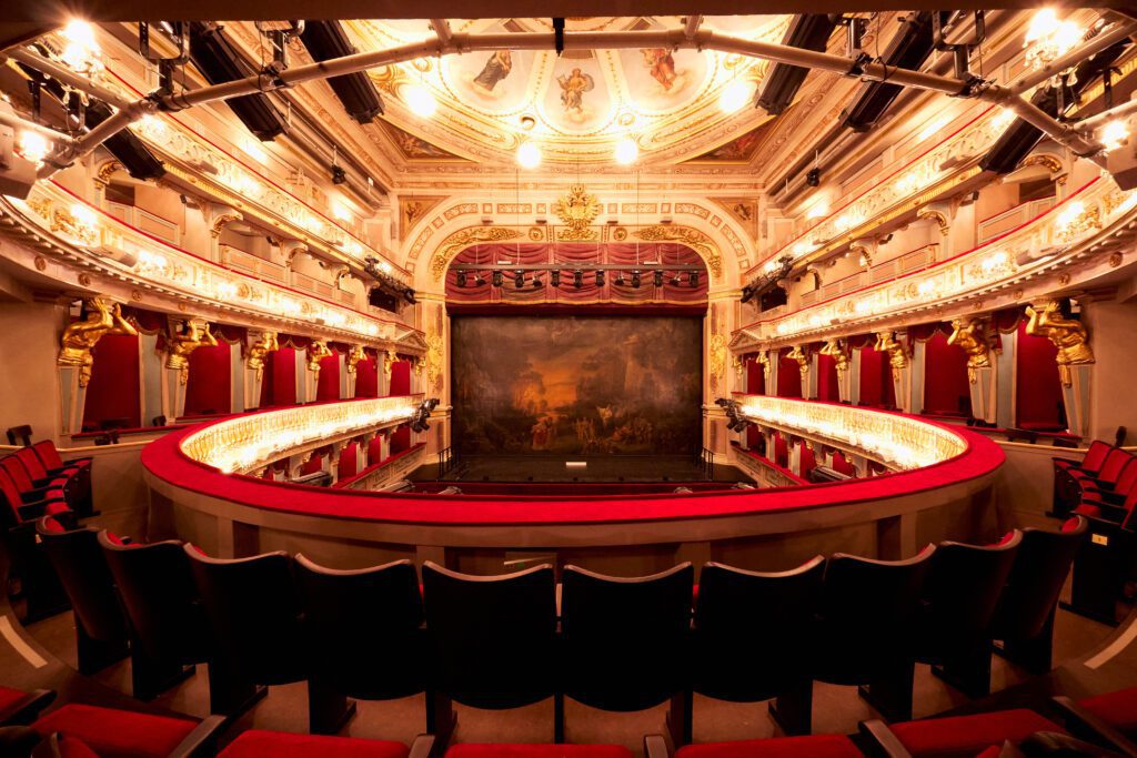 Theater an der Wien: 200 years of opera, now with wireless control