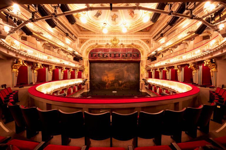 Theater an der Wien: 200 years of opera, now with wireless control Thumbnail